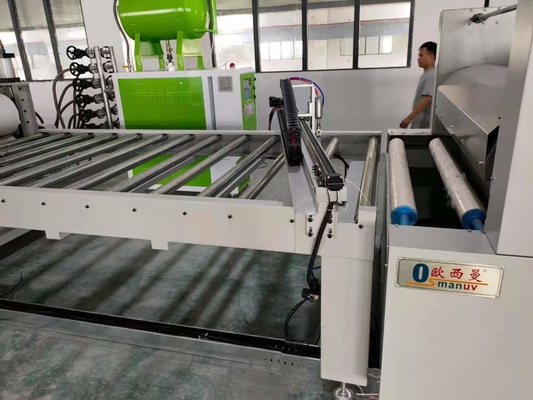 フィルムラミネート機 総寸法 6000*2500*1800mm 回転速度 0-100m/min