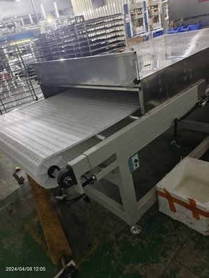 17530mm×1600mm×1100mm 80°Cの精密な温度制御のための真空マイクロ波ドライヤー
