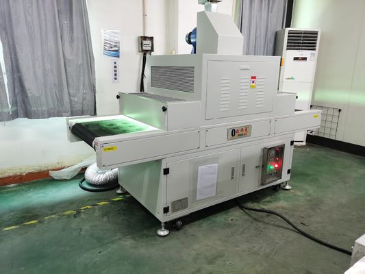 速度 0-15m/min 粘着剤と粘着剤のためのUV固化機械 480 mm 効果的な露出幅