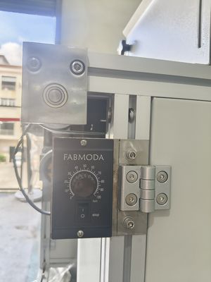 小批量生産 コンパクトデザインのUV固化機械 2107mm x 1390mm x 1900mm