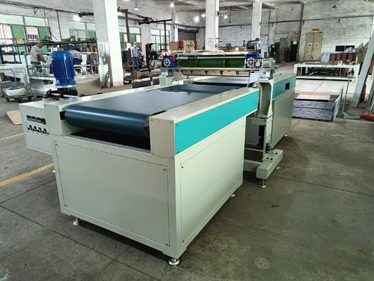 家具板 PVC床コーティング コスタンスコーティングパフォーマンスカーテンコーティングマシン