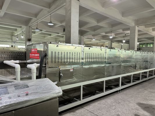 建築パネル（石膏、セメント繊維板）の迅速硬化のための連続マイクロ波乾燥ライン