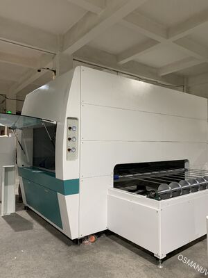 ワイントレイ・化粧品パッケージ（外装面）用高効率自動スプレーコーティングライン