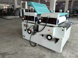 PVC、家具、金属パネル用精密二ロールコーティング機、コーティング厚さカスタマイズ可能