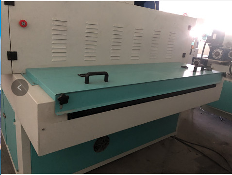 自動200nm - 450nm紫外線Coating Machine With BKC Thermostat