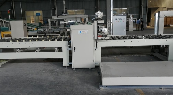 3000KG 容量フィルムラミネーションマシン,リローリングと 0-100m/min リローリング速度
