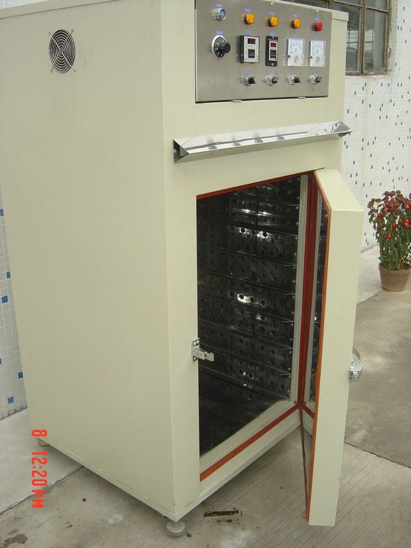 一年恒温オーブンの外側の寸法 600mm X 600mm X 800mm