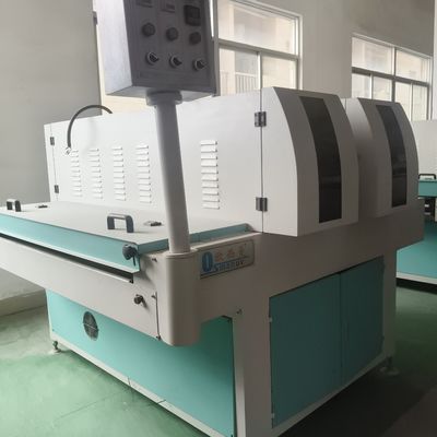 25KW 50HZ 耐久性 2 ランプ UV 光 固化 機械 緑と白