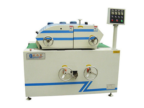 1.5mmの鋼板2.2KWコンベヤーのデジタル点紫外線逆ロール コーター