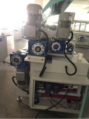 220V/50Hz 電源コンベヤーローラー製造機械 500kg 負荷容量