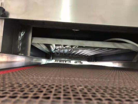 計時器制御範囲 0~99分 温度制御精度 ±1C のUV照射装置