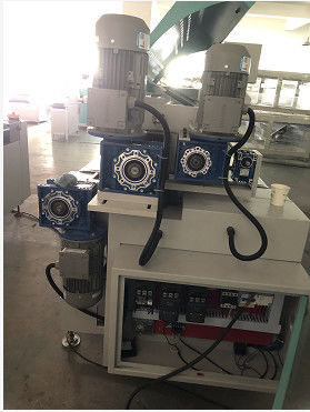 電源 AC220V/50HZ と 0-1000ml/min スプレーコーティング機器のスプレー・ボリューム