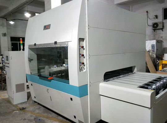 AC220V/50HZスプレーコーティングマシン 0-180°スプレーアングルと0-200mmスプレー距離